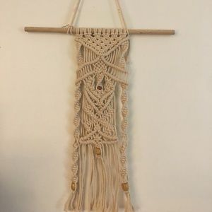 Macrame wall hanging